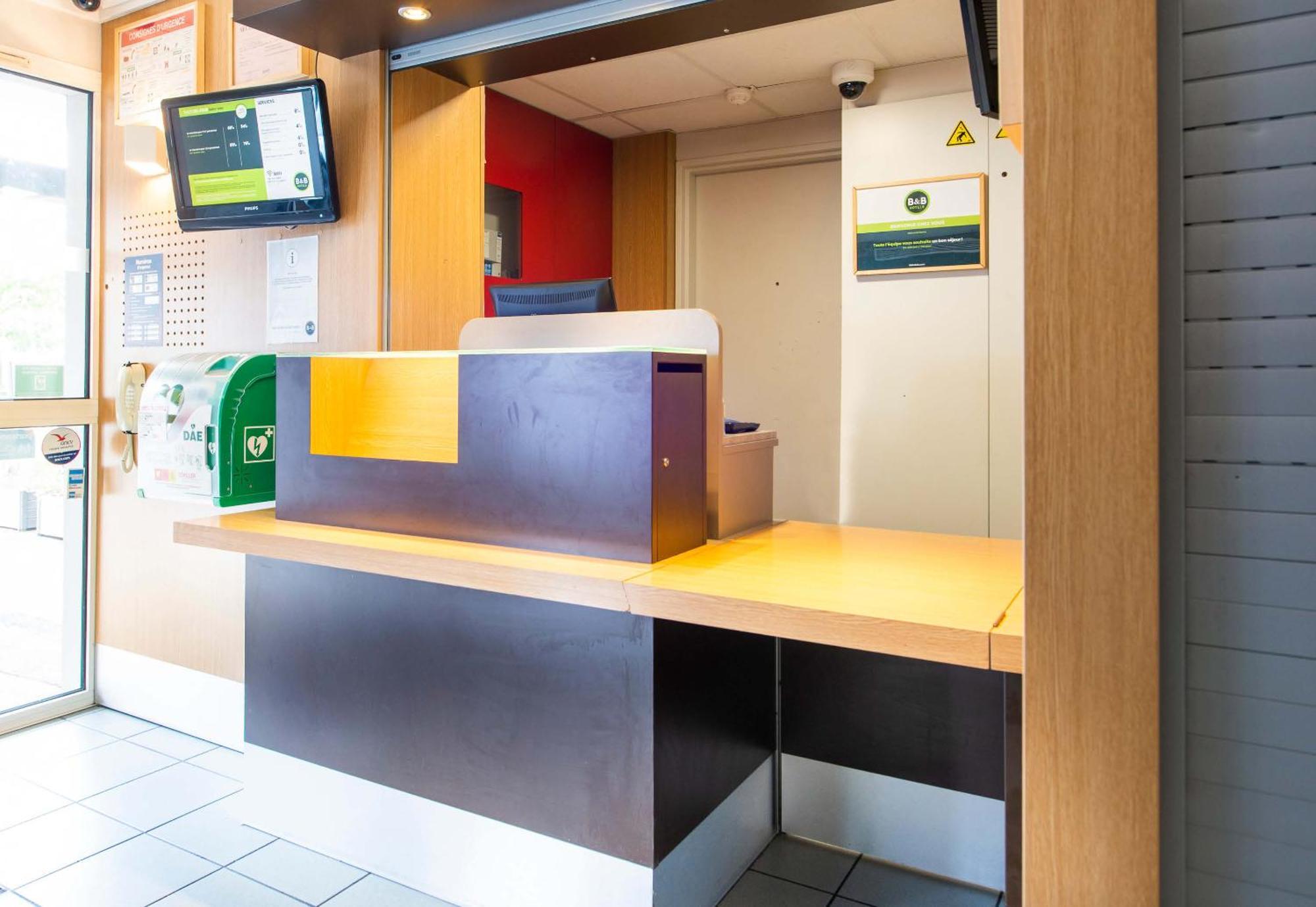 B&B Hotel Nantes Parc Expos La Chapelle Екстериор снимка