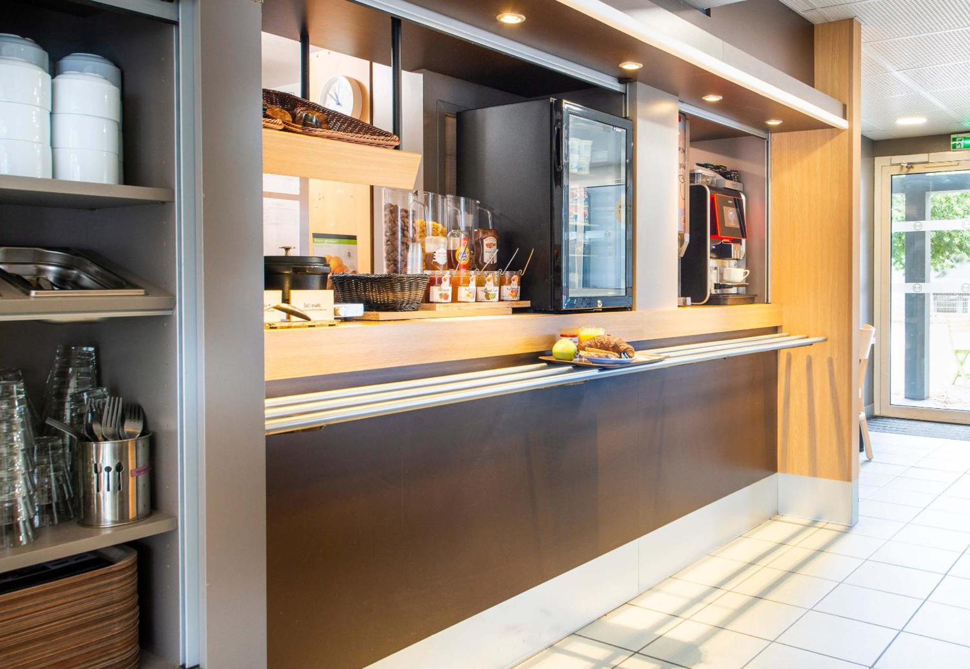 B&B Hotel Nantes Parc Expos La Chapelle Екстериор снимка
