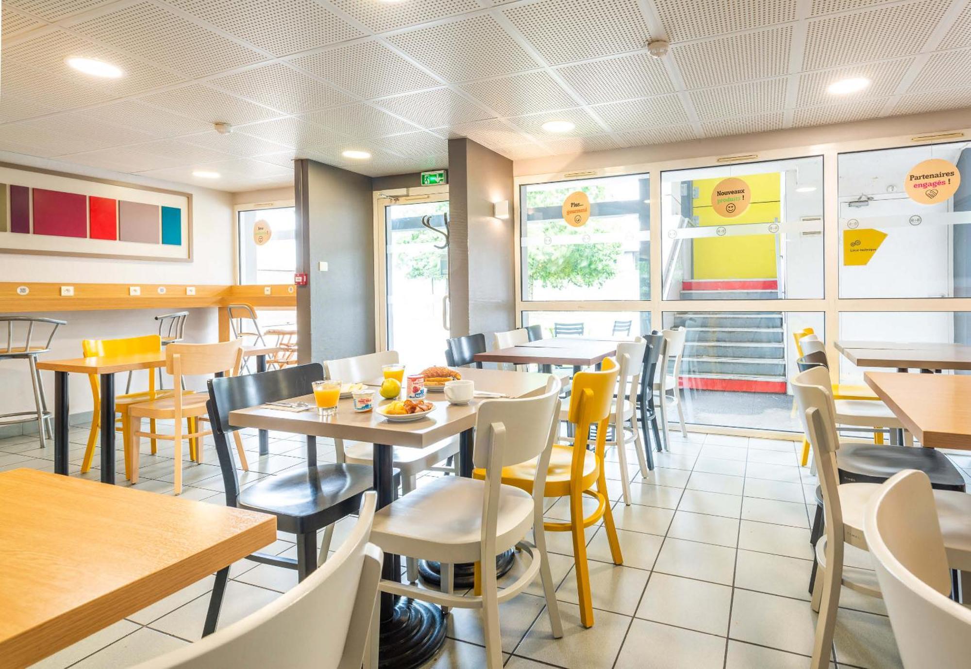 B&B Hotel Nantes Parc Expos La Chapelle Екстериор снимка